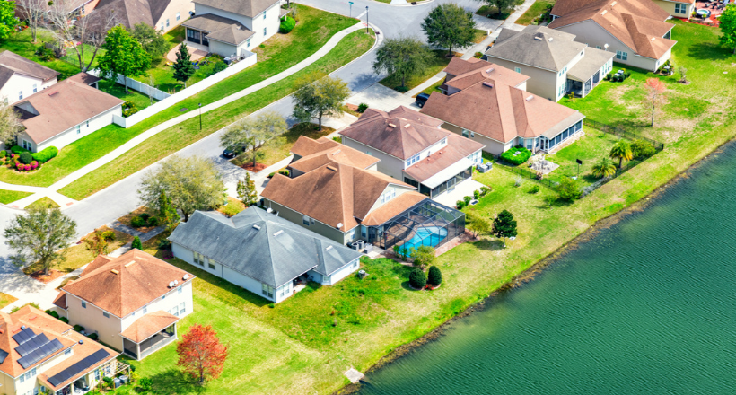Suburban homes in the northern coastal Florida just outside of Jacksonville, Florida