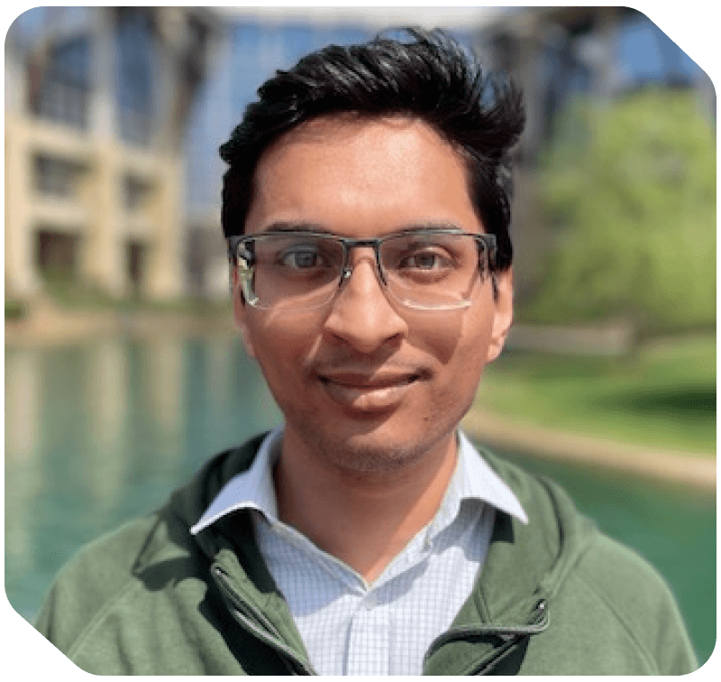 Advait V., Sr. Financial Analyst