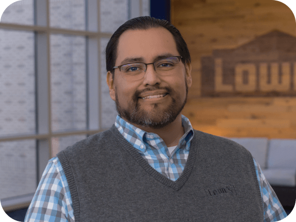 Lowe's associate at corporate headquarters