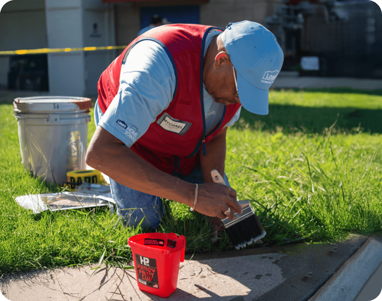 Lowe's associate volunteering his time to help the community