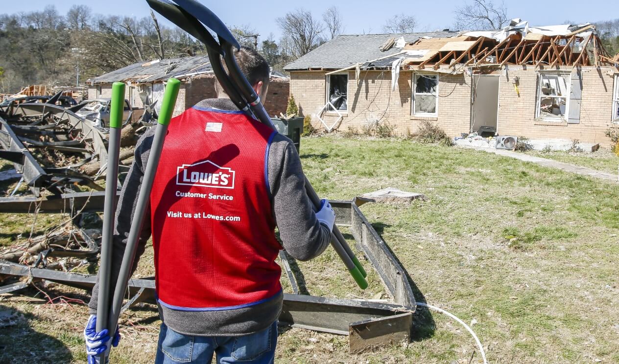 Lowe's associate assisting with community efforts