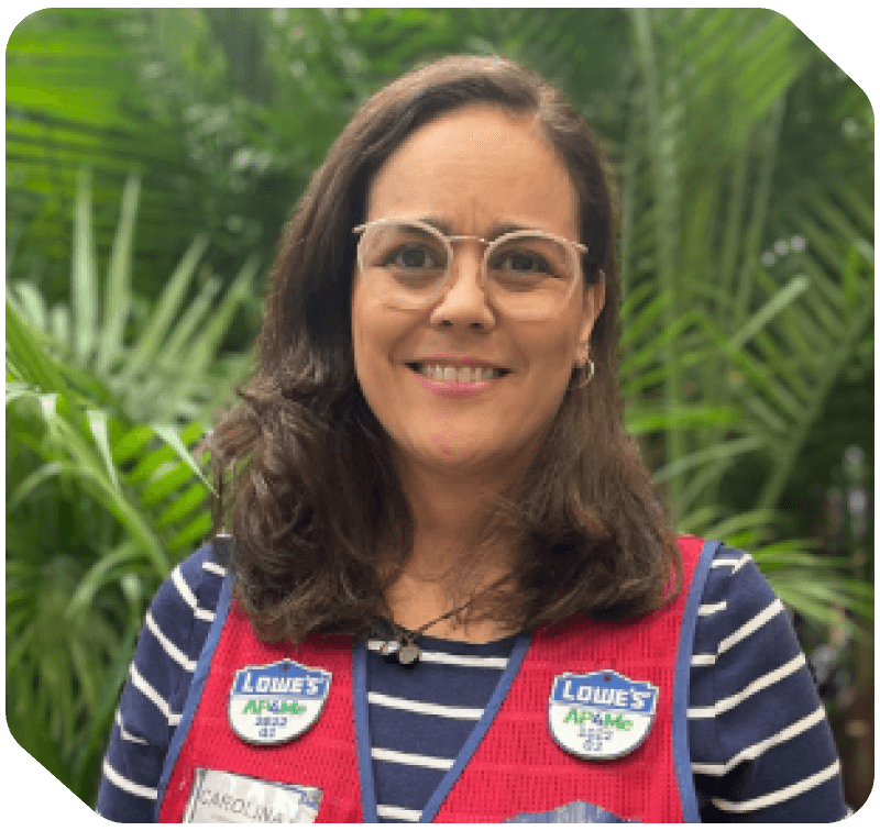 Carolina S., Cashier