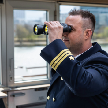 NauticalOfficer